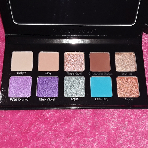 🌟NEW🌟Violet Voss Essentials 2 Eyeshadow Palette - Picture 3 of 3
